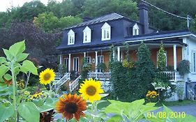Auberge Du Sault-A-La-Puce
